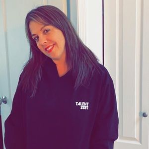 Meet your Posher, Celena